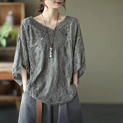 Summer Fashionable Cotton Cut Out Hook Pattern Bat Sleeve Top Loose Large Size Short-Sleeved Elegant Artistic Blouse T-Shirt for Women
