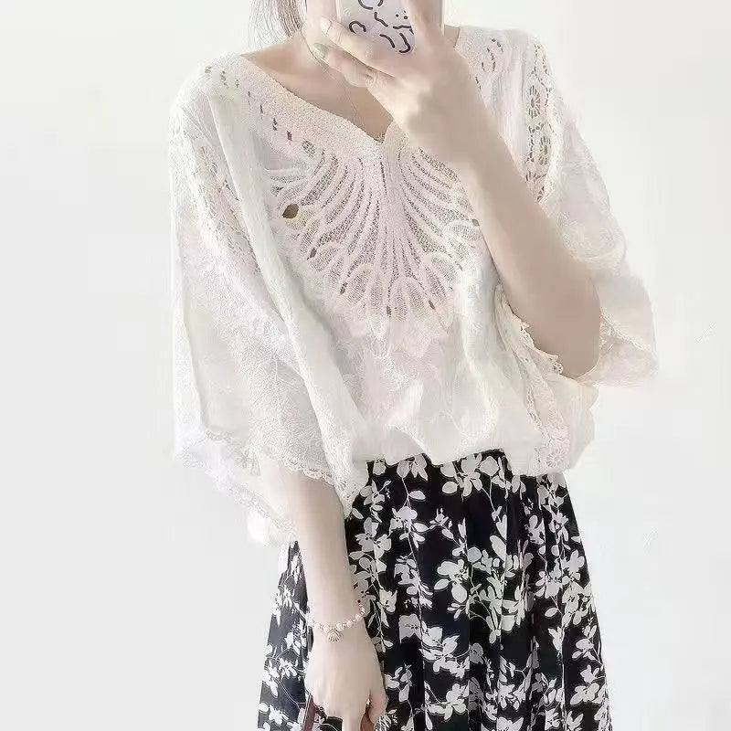 oversized summer v-neck t-shirts women lace embroidery hollow out patchwork fashion ladies blouses casual loose woman t-shirts