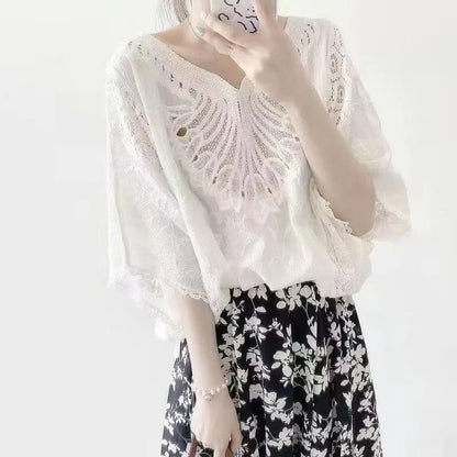 Oversized Summer V-Neck T-Shirts Women Lace Embroidery Hollow Out Patchwork Fashion Ladies Blouses Casual Loose Woman T-Shirts