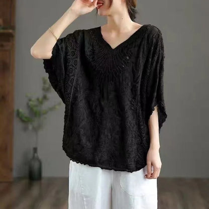 Summer Fashionable Cotton Cut Out Hook Pattern Bat Sleeve Top Loose Large Size Short-Sleeved Elegant Artistic Blouse T-Shirt for Women